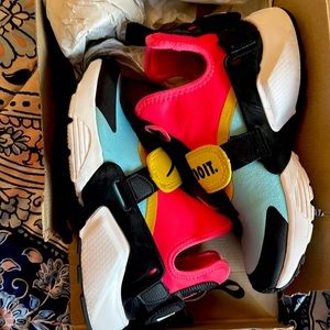 Shoes Nike Only Wear 2 Times